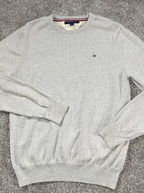Tommy Hilfiger Men's Heather Gray Crewneck Sweater 100% Cotton